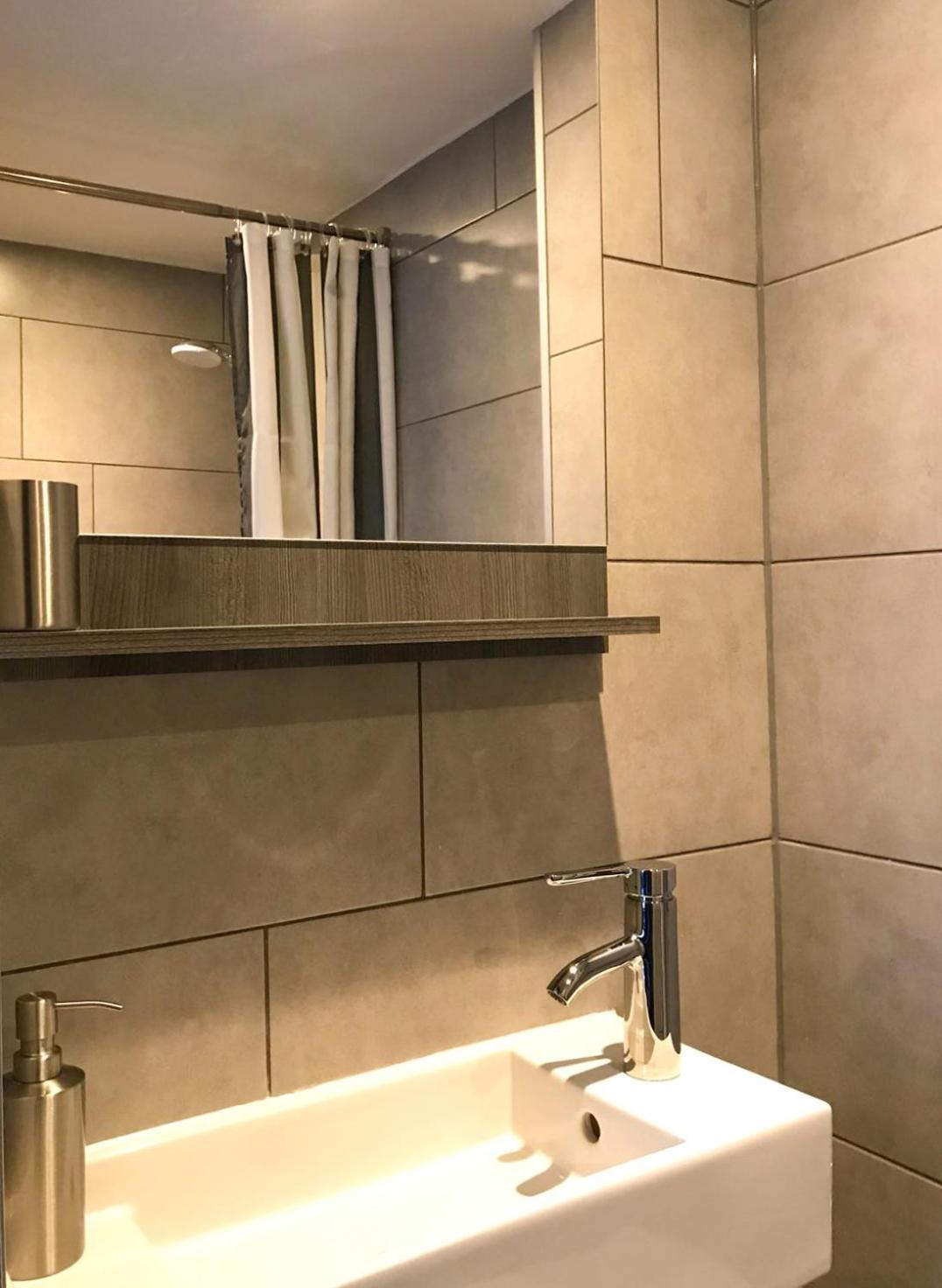 Urban Vibes Guesthouse Amsterdam Phòng bức ảnh